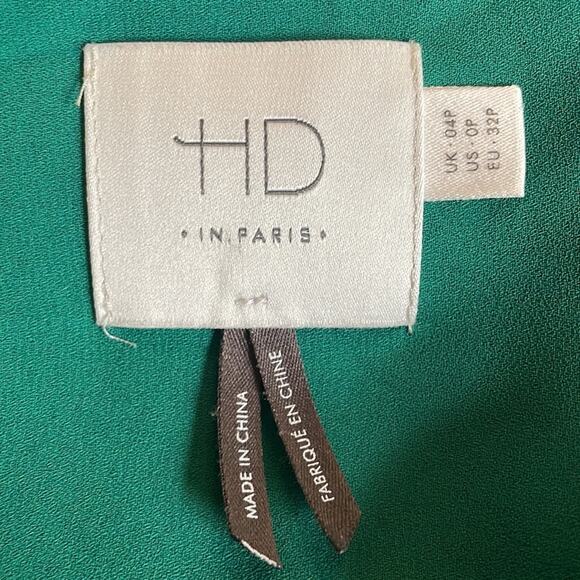 Anthropologie HD in Paris Kelly Green Silky Scalloped Blouse Top Preppy Office - Picture 3 of 7